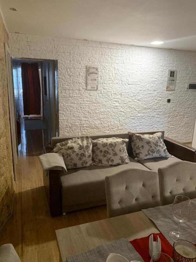 Bella Casa Apartments Fagaras Exterior foto